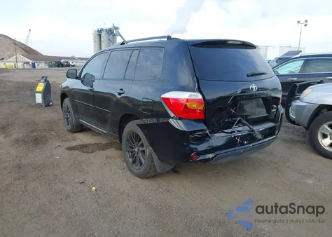 2010 Toyota Highlander Base V6 из США, поврежденный, VIN 5TDBK3EHXAS015249